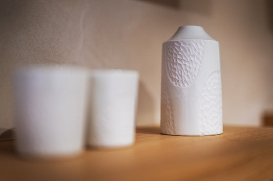 Vase BRUT porcelaine sculptée motif - AP Céramique